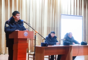 Ош гарнизонунда аскер кызматкерлери үчүн жол коопсуздугу боюнча сабактар өттү Ош гарнизонунда аскер кызматкерлери үчүн жол коопсуздугу боюнча сабактар өттү