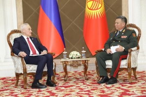 Cостоялась двусторонняя встреча министра обороны Кыргызской Республики генерал-майора Руслана Мукамбетова с министром обороны Российской Федерации господином Андреем Белоусовым